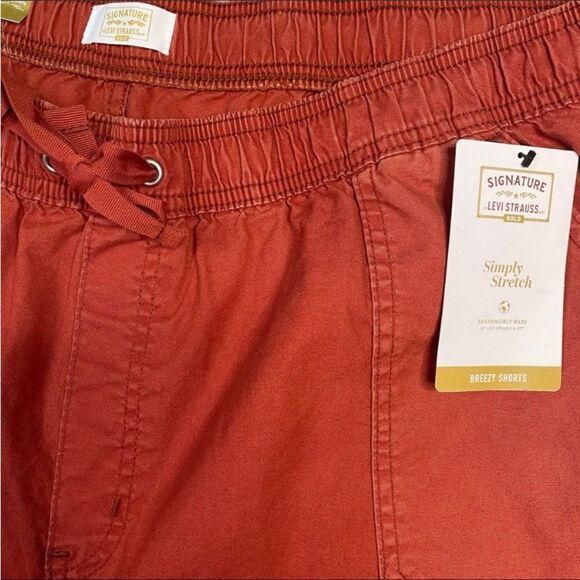 Levi’s Pull-On Breezy Shorts Size 24 - Picture 3 of 4